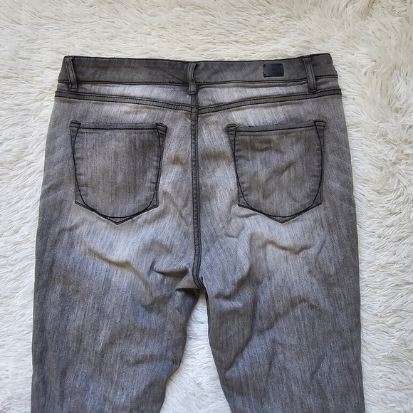 LL Bean Signature Womens Boyfriend Jeans Gray‎ Wash size 10 - Picture 12 of 13